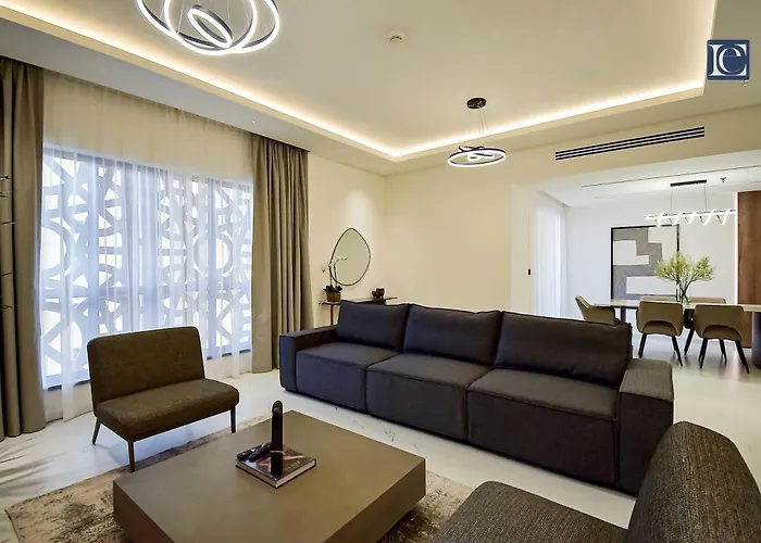 Luxury Escapes - Three-Bedroom Apartment With Lake View