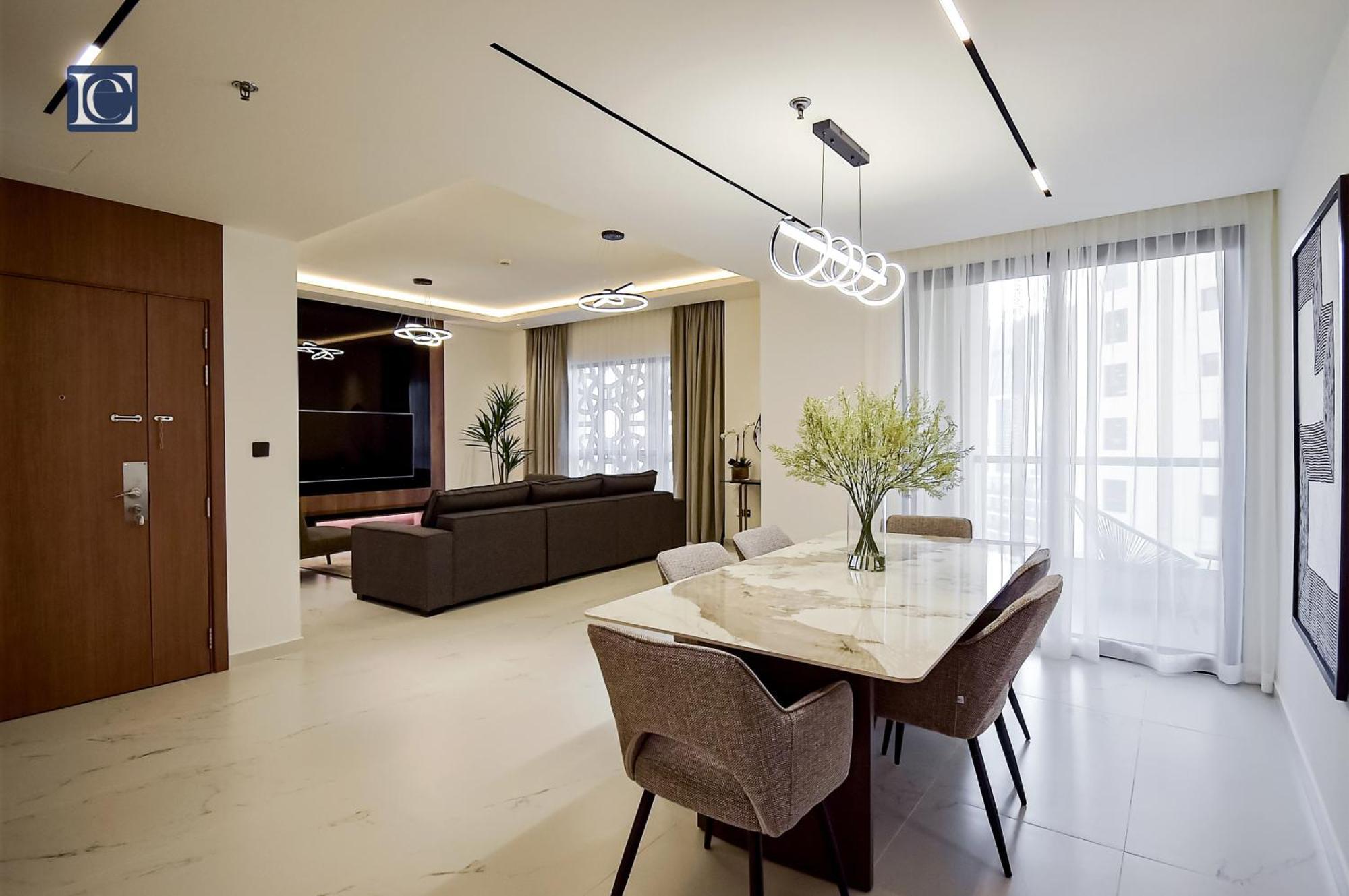 Luxury Escapes - Three-Bedroom Apartment With Lake View * Dubai